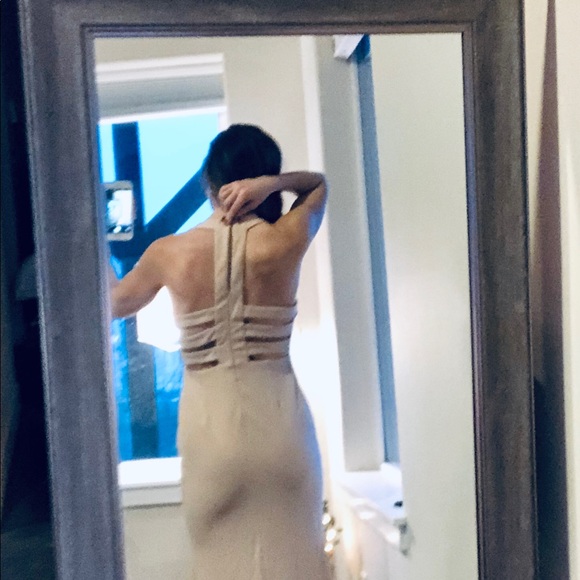 Long, chic brand new Lulu’s dress! - Picture 5 of 7